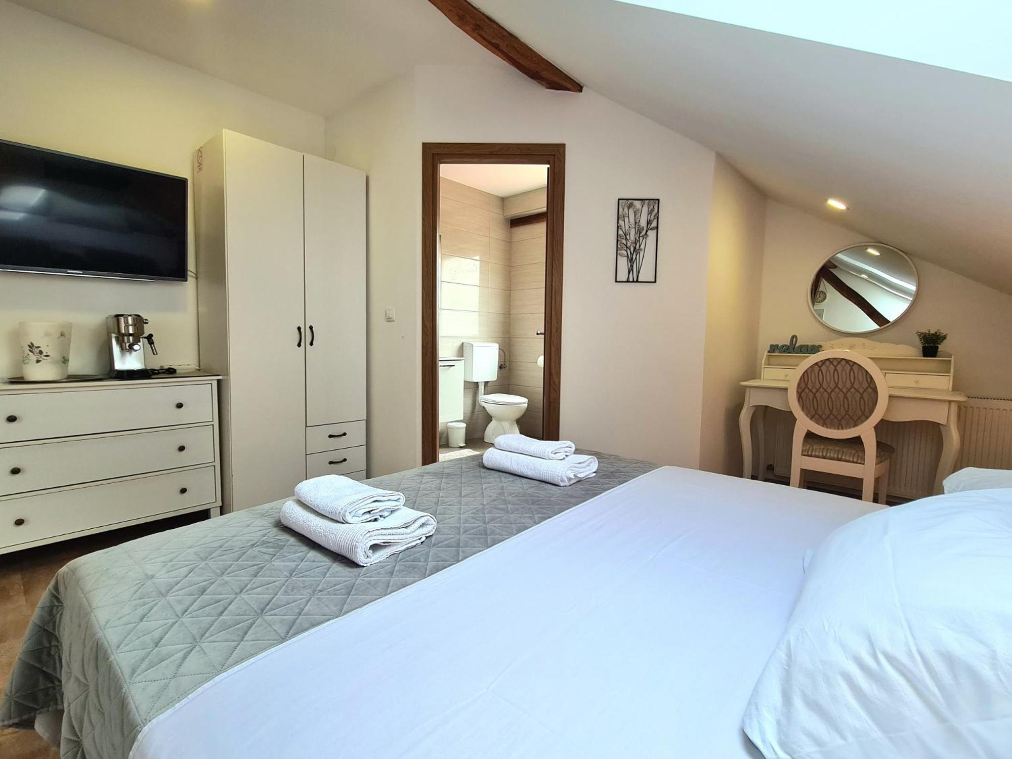 Rooms Garden Slunj Exterior foto